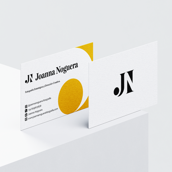 Business_Card_MockupJoanna4